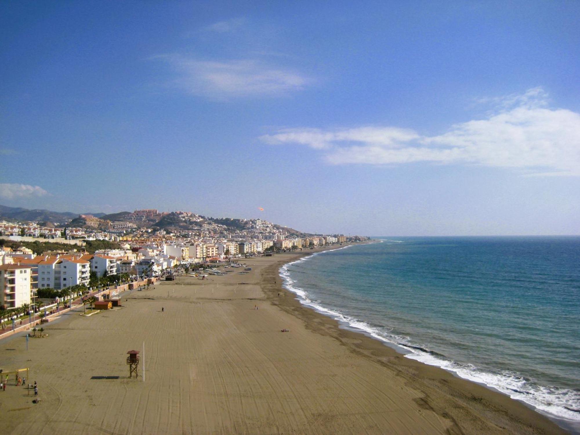 Atico Con Solarium A Metros Del Mar En Malaga Apartment Rincon de la Victoria Exterior photo